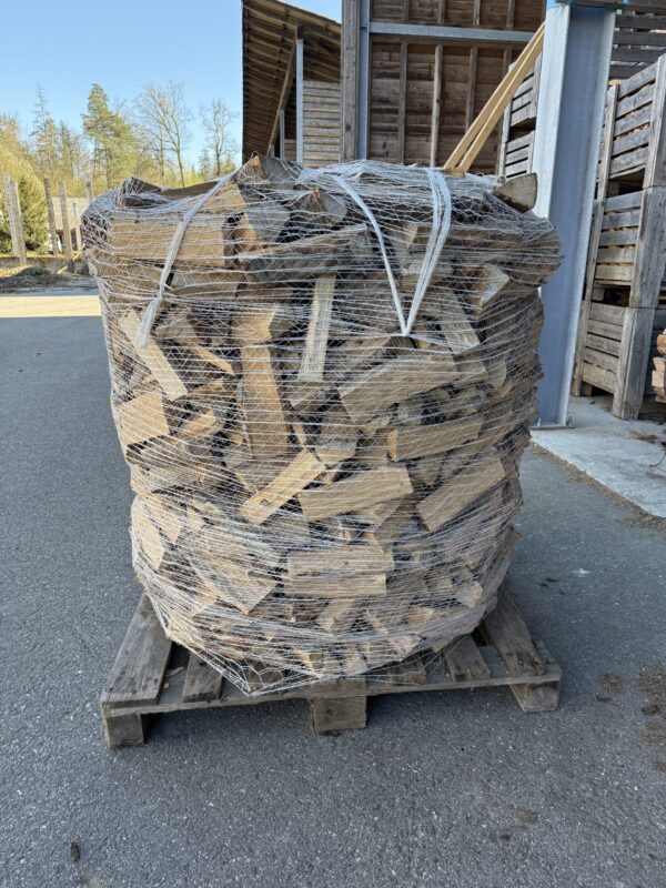 Brennholz geschnitten – Bild 3